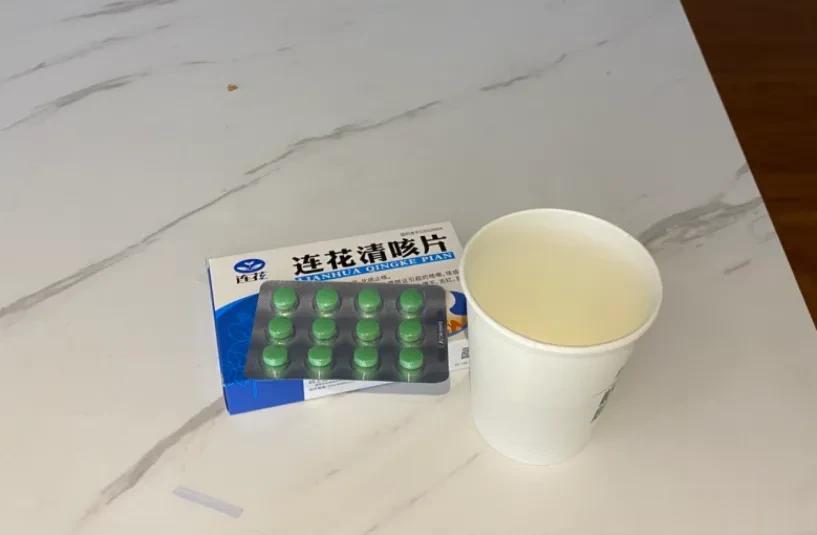 夏天夜跑回来，图凉快冲个冷水澡竟然感冒了！

最近天热，每天晚上到公园跑完步回来