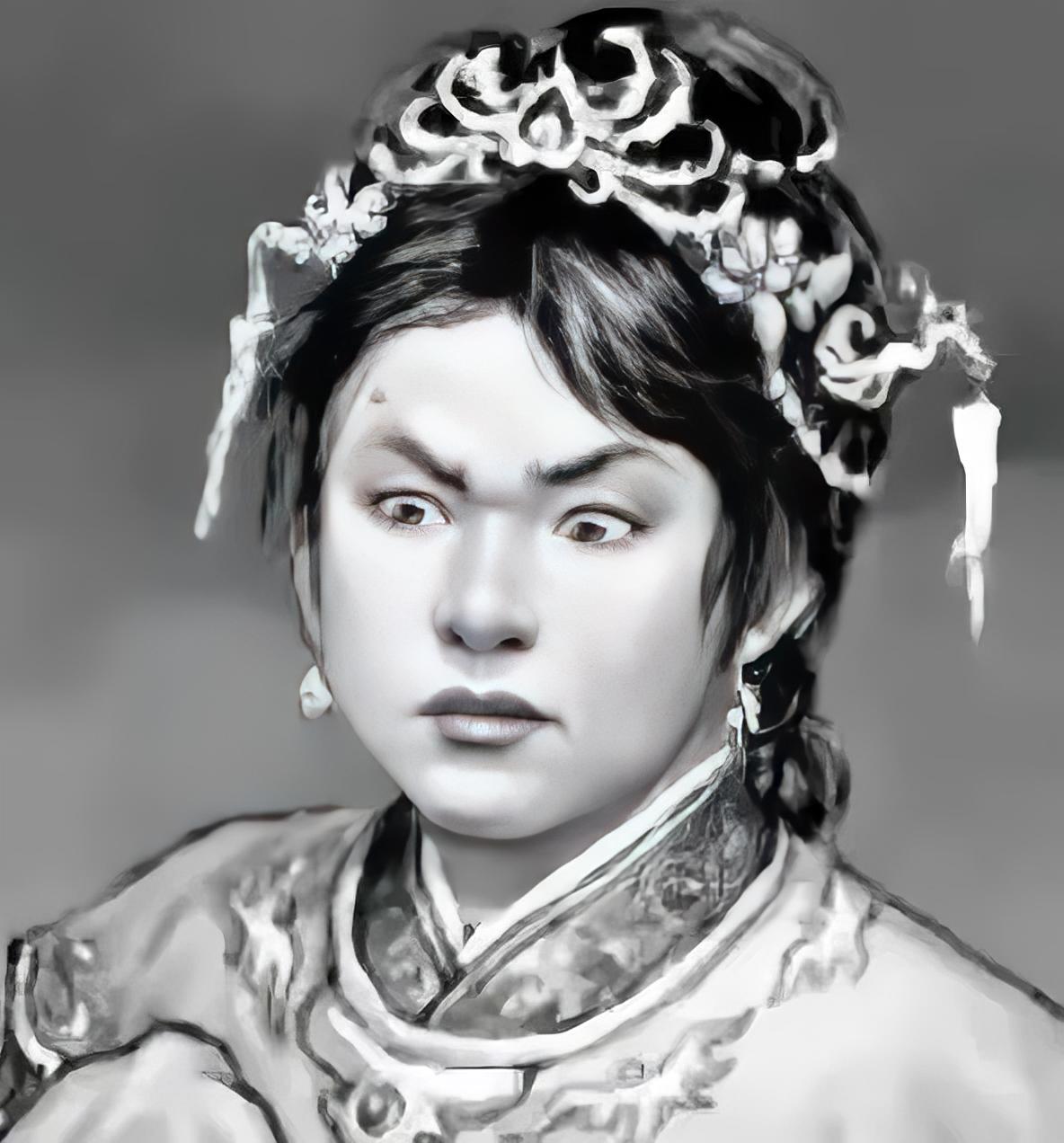 东汉第一丑女孟光，痴迷当地美男子梁鸿，放话“非他不嫁”，梁鸿听后立马上门求娶。谁