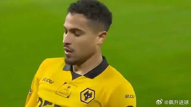 0-2！曼联利好：维拉爆冷+5场1胜或跌出前3，5豪门有望携手进欧冠北京时间2月