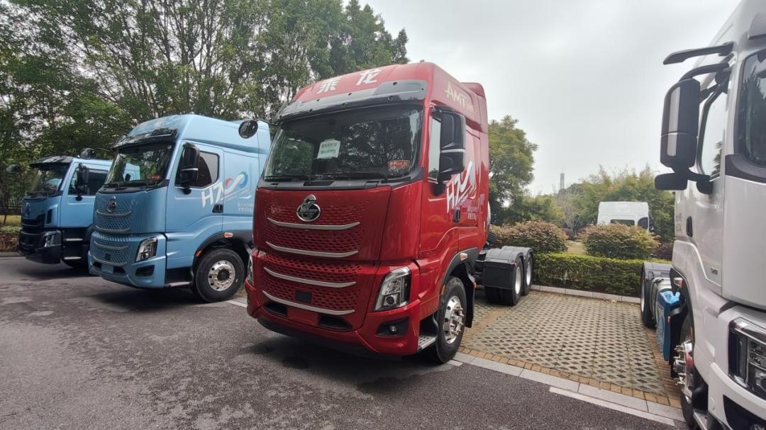 马年开工急，让乘龙H7 Pro LNG牵引车为创富心愿加满底气！整车通过优化整车