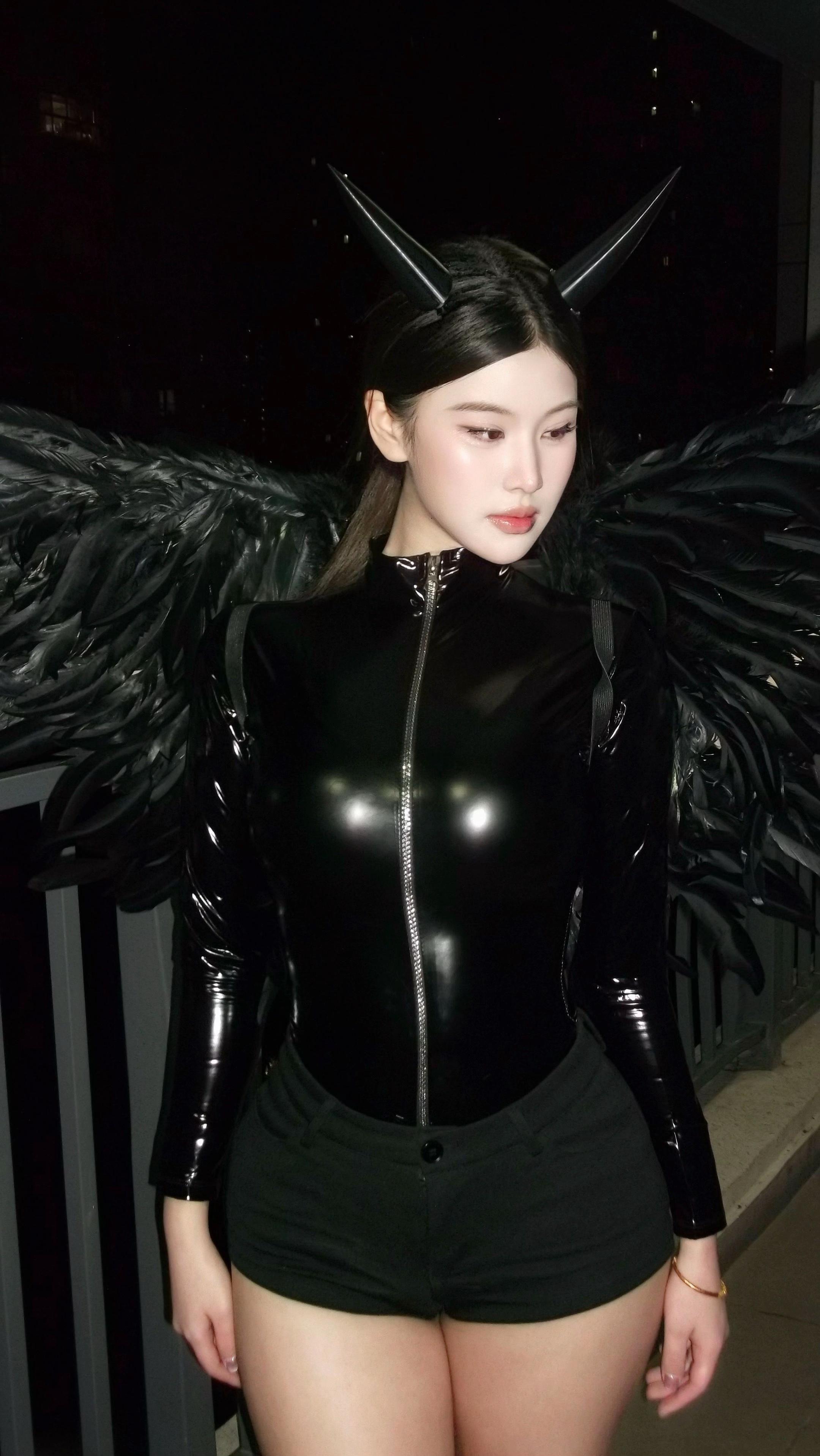 天黑请闭眼