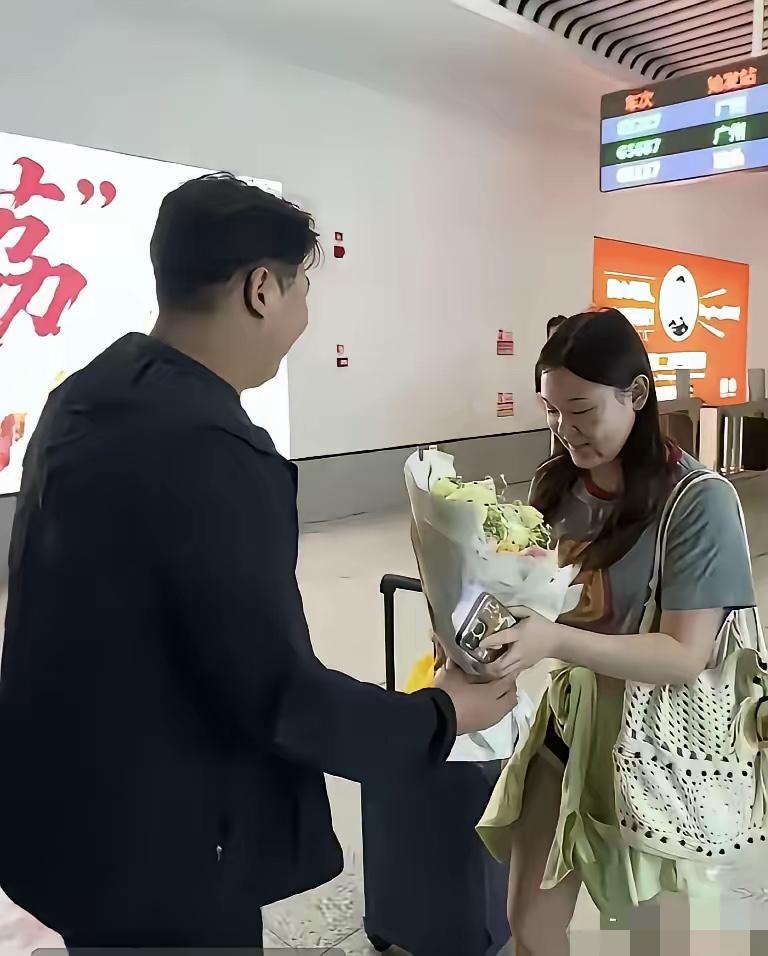 一切都结束得太快了，原以为齐全组合会趁着流量一直合体，没想到这么快就结束了。全进