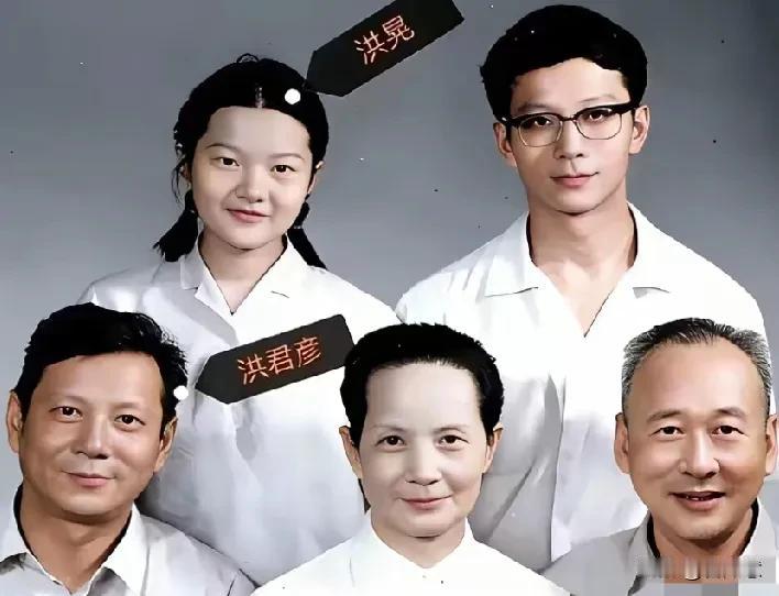 其实我挺赞成洪晃的！
她那股真实劲儿，就像炎炎夏日里的一阵凉风，直爽又舒服。她从
