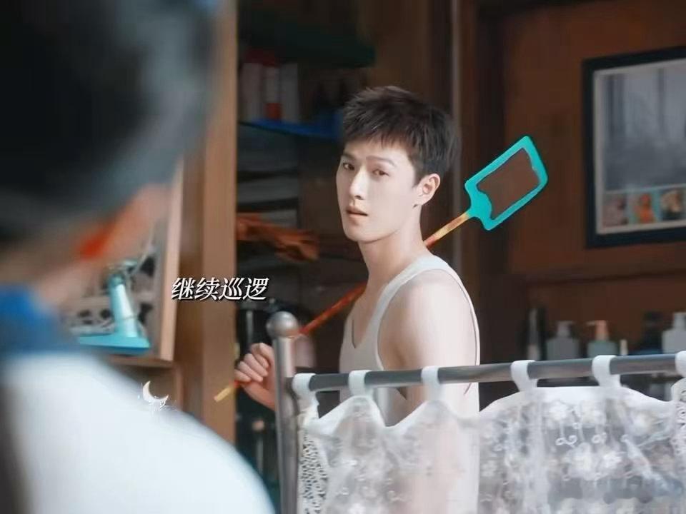 邢武吃醋 谁还没看这段？吃醋吃得跟真的一样，笑死我了，李昀锐到底是怎么忍住不笑的