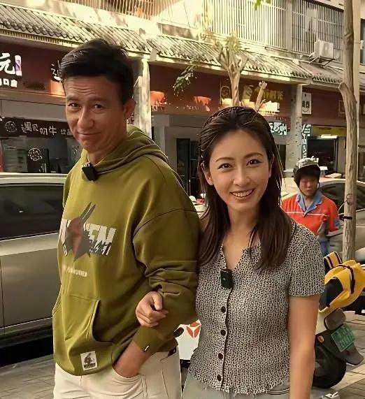 不提他的名字，用一句话，证明你认识他。
我先来一个：仙人之下我无敌，仙人之上一换