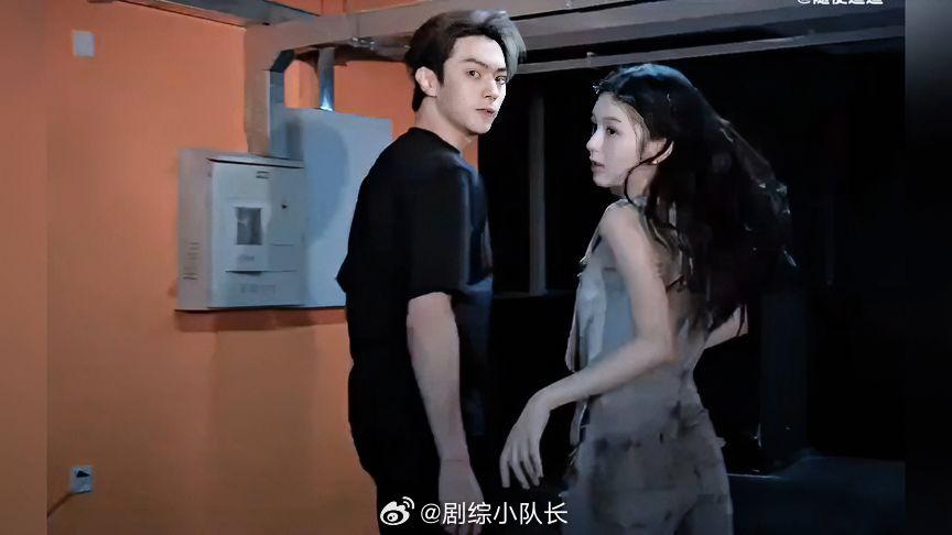 周也许凯《一瓯春》现代版氛围感拉满，双强人设立住。男女主势均力敌，互相博弈拉扯，