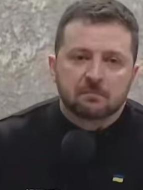 很多人以为俄乌冲突的始作俑者是普京，也有人怪特朗普的政策反复，可真相远比这残酷：