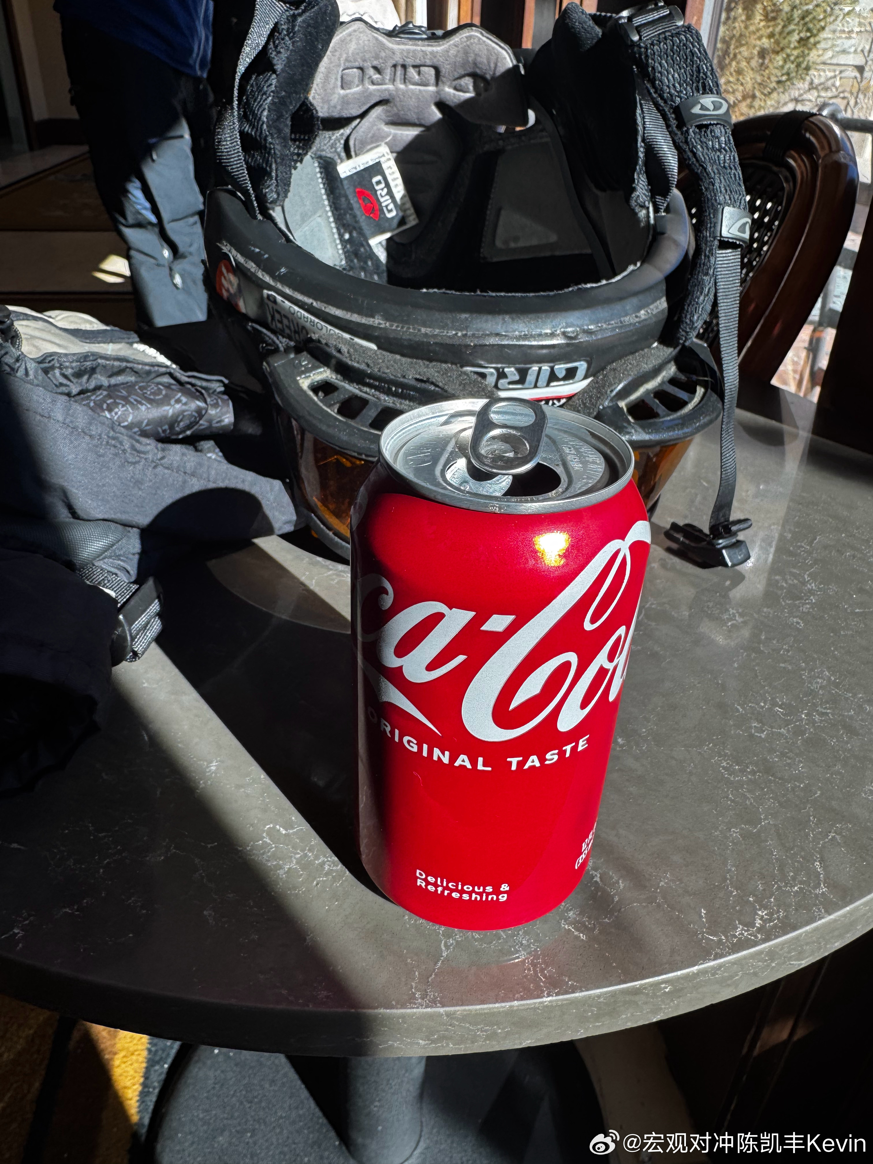 一罐可乐，7美元，加上小费，9快美国滑雪犹他州盐湖城