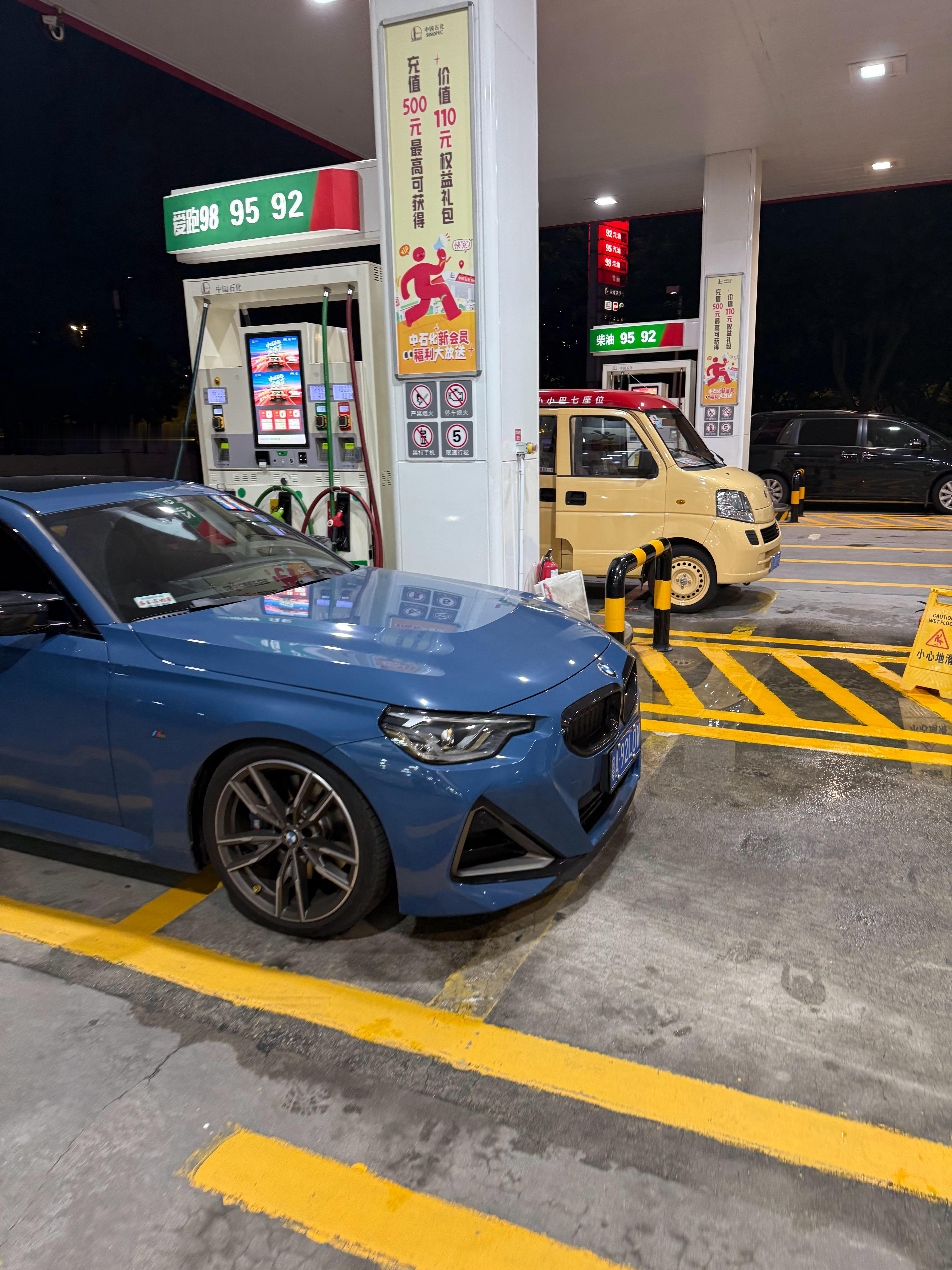 《每周一车》结束后，我们在盘午饭的地方，大家异口同声地表示要去一下被遗忘的好餐厅