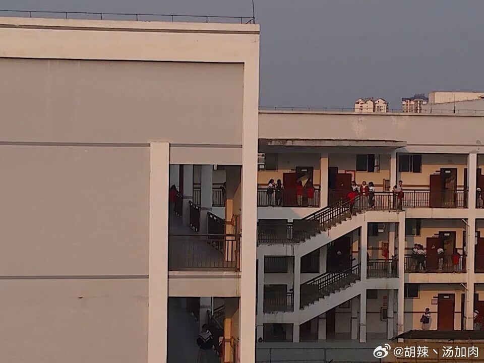 高考前发热怎么办 高考冲刺阶段，高温和流感双重来袭，不少同学都因为压力大、作息乱
