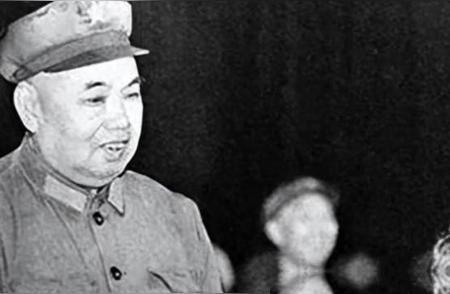 1979年中央下令拘捕许世友将军的儿子，许世友闻讯拍案怒吼：“毙了！现在就毙！”