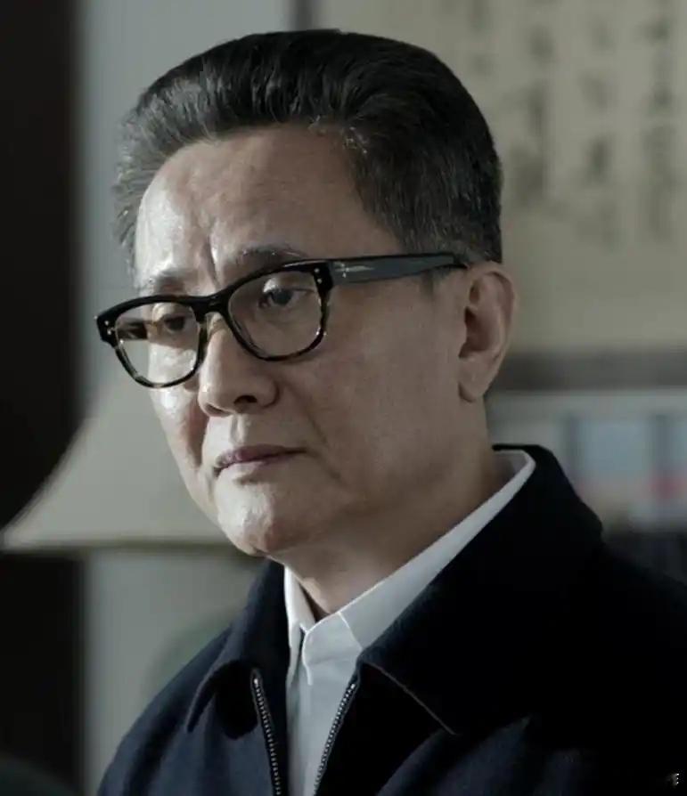 你觉得张志坚适合饰演哪位足球教练？ 