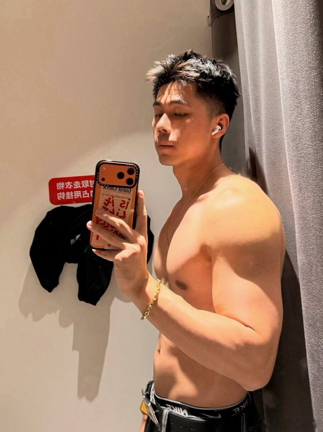 健身体育生弟弟类型爱了吧体育生 ​​​