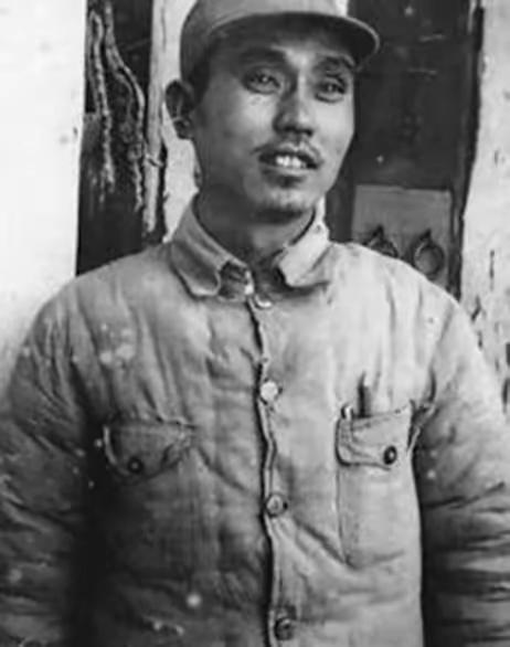 1949年，陈赓在上海见到了小姨子，多年不见，小姨子出落的亭亭玉立，已长成了大美