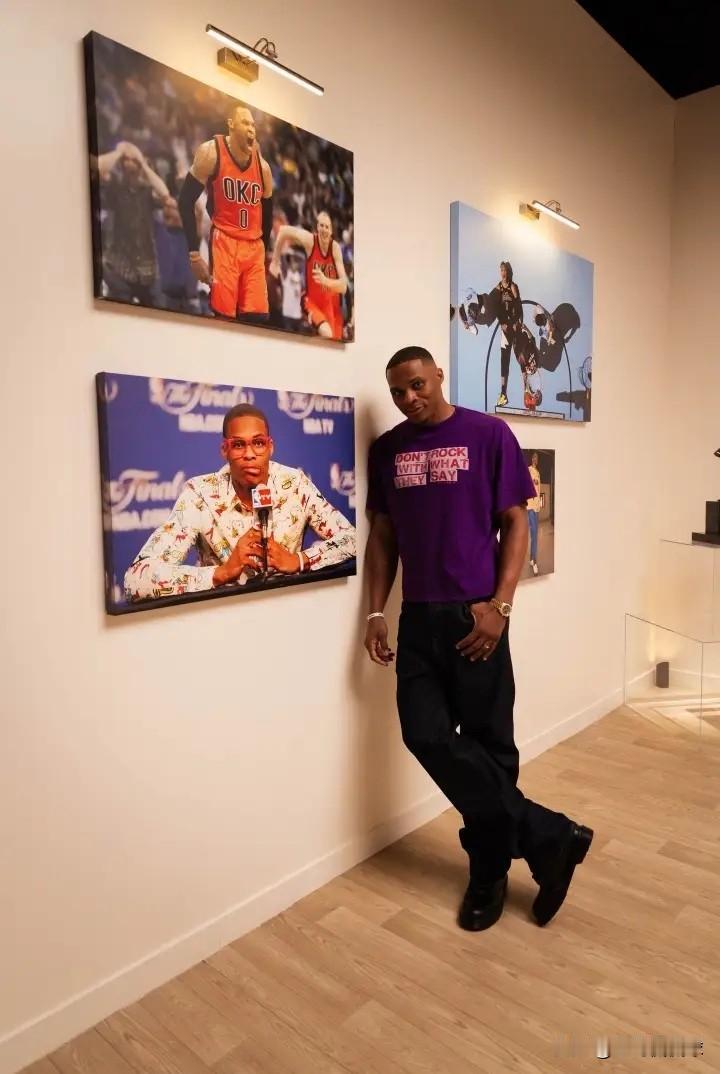 NBA名宿克里斯-波什盛赞威斯布鲁克的职业生涯！最近波什在参加的一个节目中，聊到