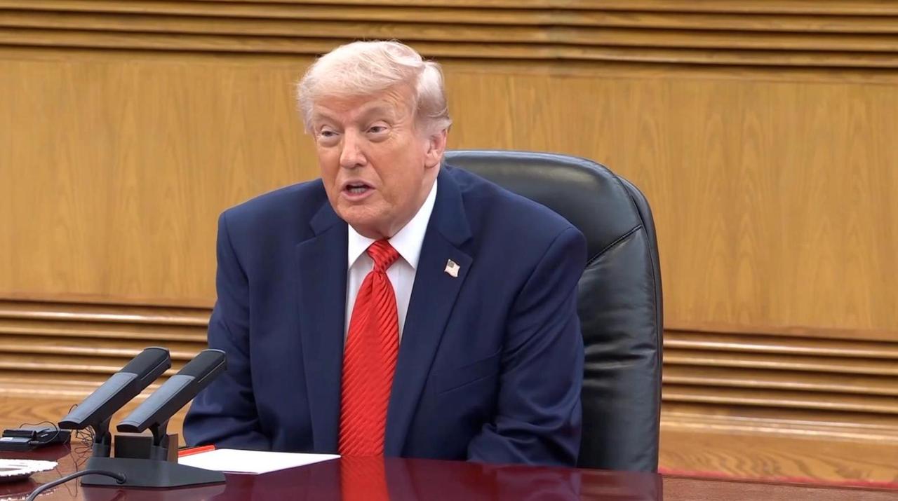 2026 年 5 月，中美关系短暂回暖的窗口，被美方两记 “冷拳” 打得摇摆不定