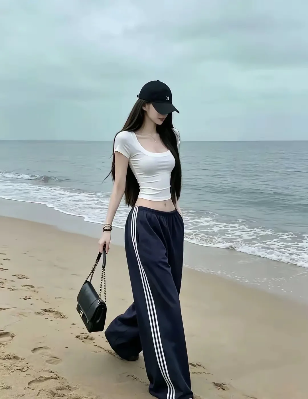 昨晚老吕梦到了两场葬礼 梦本质上是无法代谢的情绪所进行的叙事，所以当一...