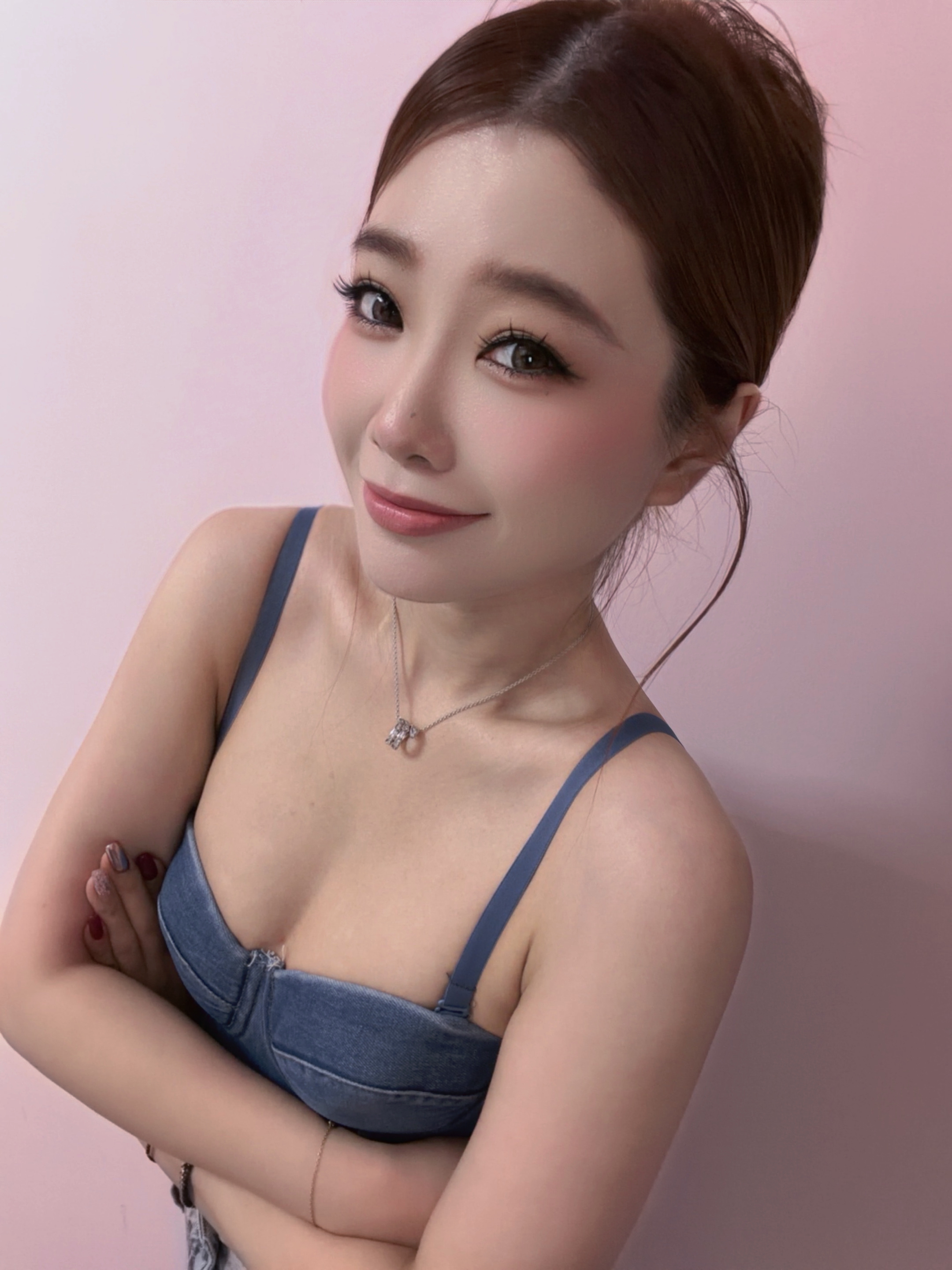 世界上总会有人因为你是你 而特别喜欢你🫶🏻 