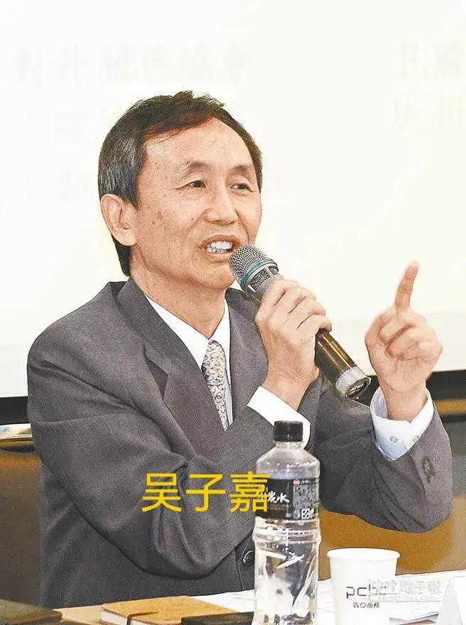 吴子嘉称郑丽文是″败票女王″，意外促成蓝营团结，争相邀郑丽文站台！
      