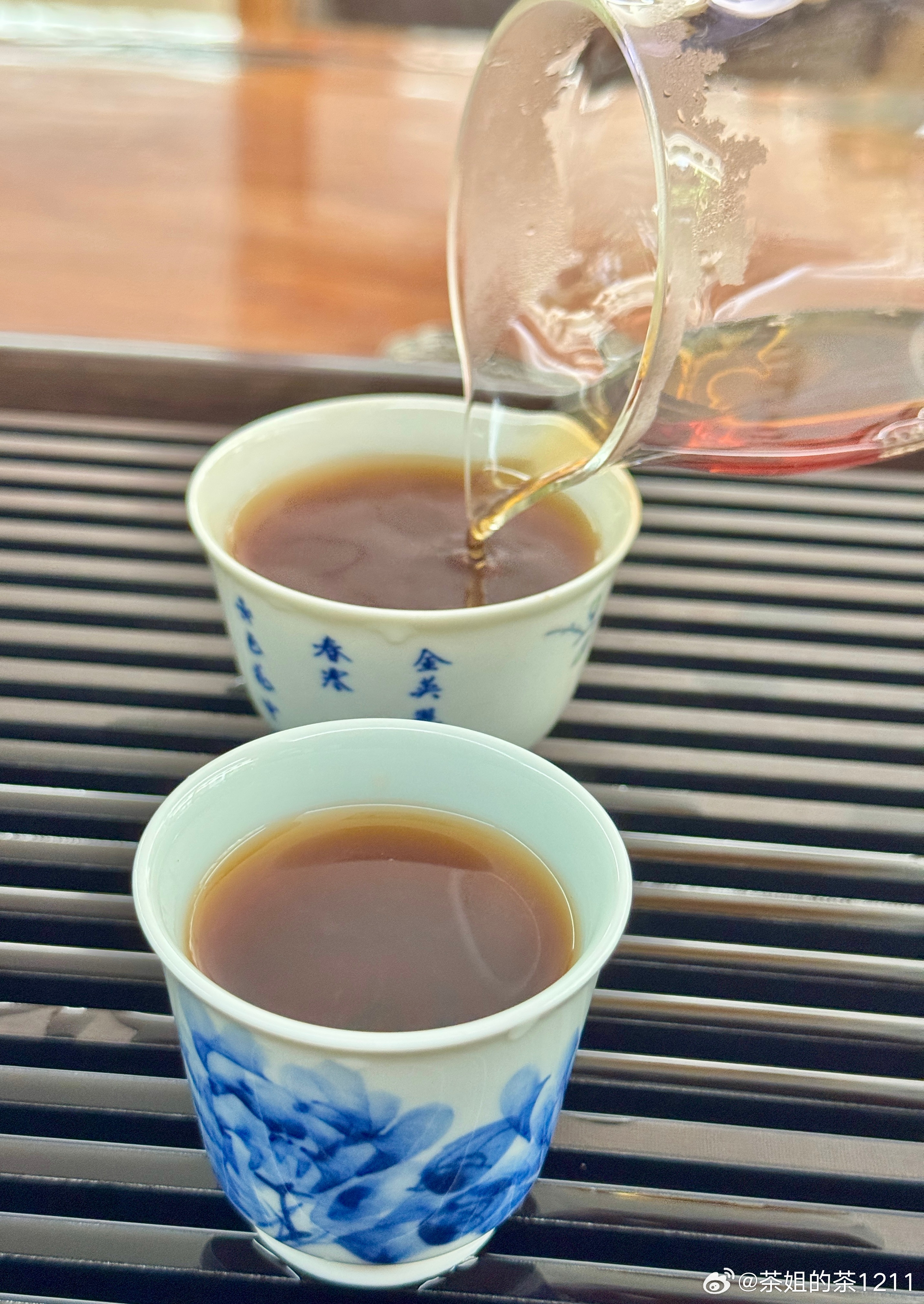 好甜啊，这款六堡是所有六堡茶里面最甜的一款不愧是得过六星茶王奖的野生料，茶质极好