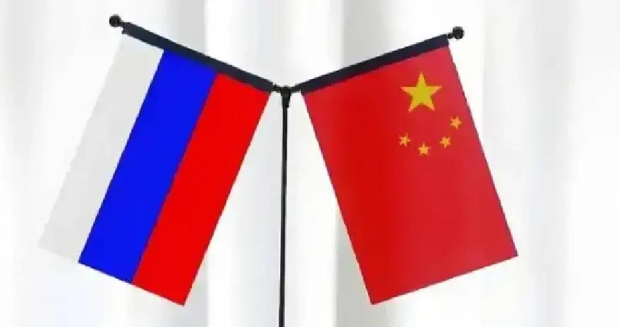 如果俄罗斯配合美国打压中国，那中俄的关系肯定就没了。到时候，中俄翻脸成了敌人，美