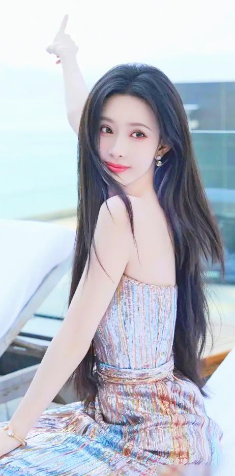 孟子义突然倒下，从来都不是意外，而是流量场里一场精准的用命换资源的献祭！

你以