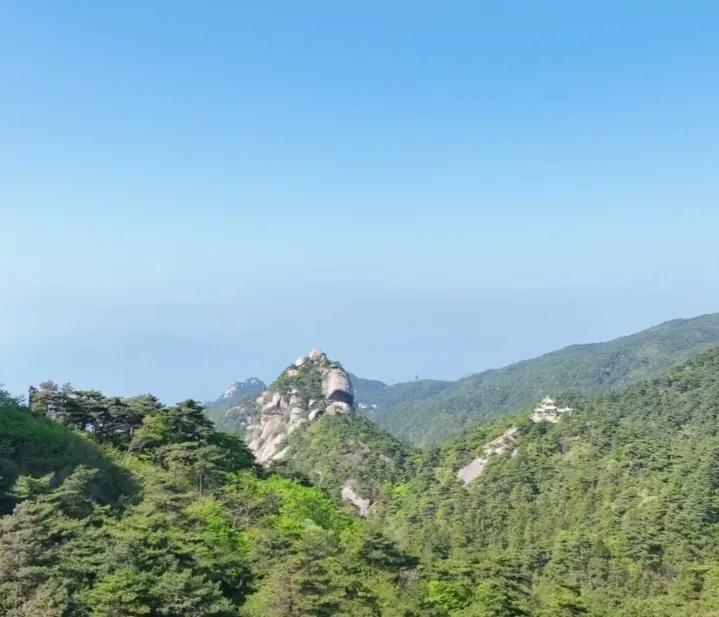 春游天柱山
春游天柱山，从东关游览，欣赏到另美的风景！