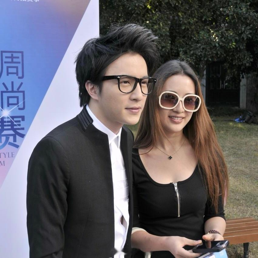 李雨桐被行拘他们的恩怨情仇原来那么历史悠久啊• 2012–2015：与薛之谦合伙