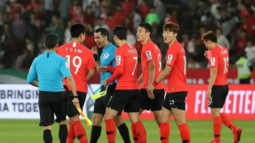 刚果金3-1逆转乌兹别克！积4分压过韩国，韩国无缘淘汰赛

今晨世界杯小组赛K组