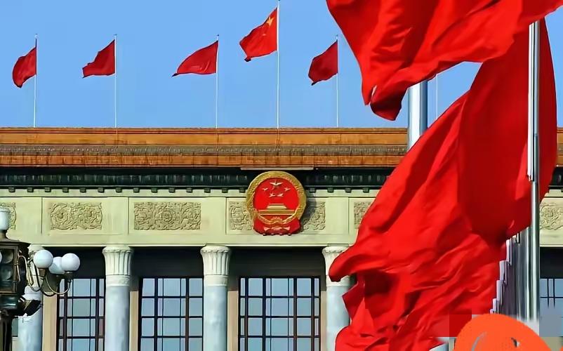 竭力主张把“水、电、气、路”以及关乎民生的国有企业全面私有化的人不是蠢就是坏。