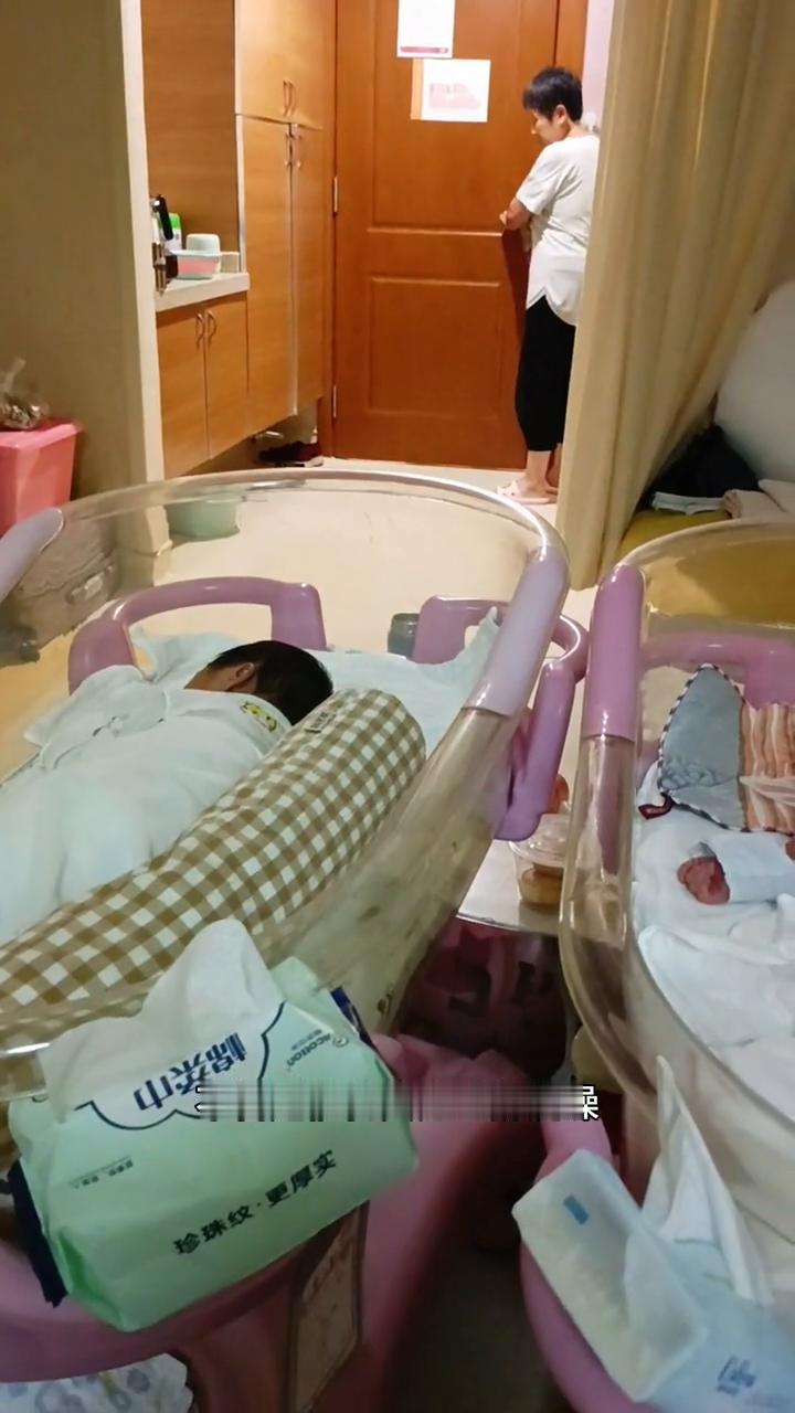 谁家有这样的月嫂？
就说说谁家月嫂有这样的月子中心。给我们配的月嫂是一位老大姐，