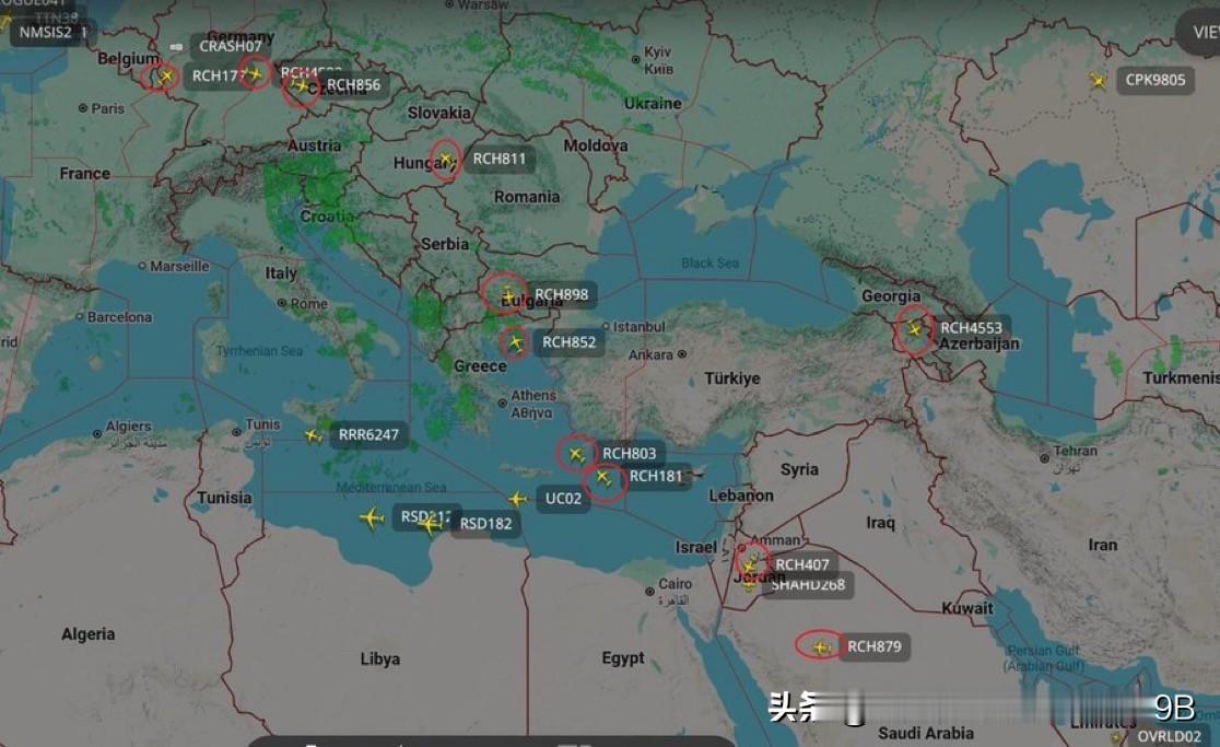 欧洲和中东上空挤满了美国的补给机、加油机、情报飞机和喷气式飞机，它们在该地区集结