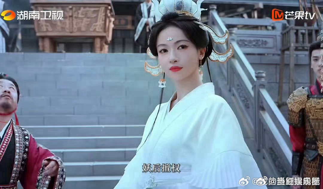 吴谨言凤不栖杀青发文凤栖长歌，谨心落幕。吴谨言凤不栖杀青发文真情流露。几百个日夜