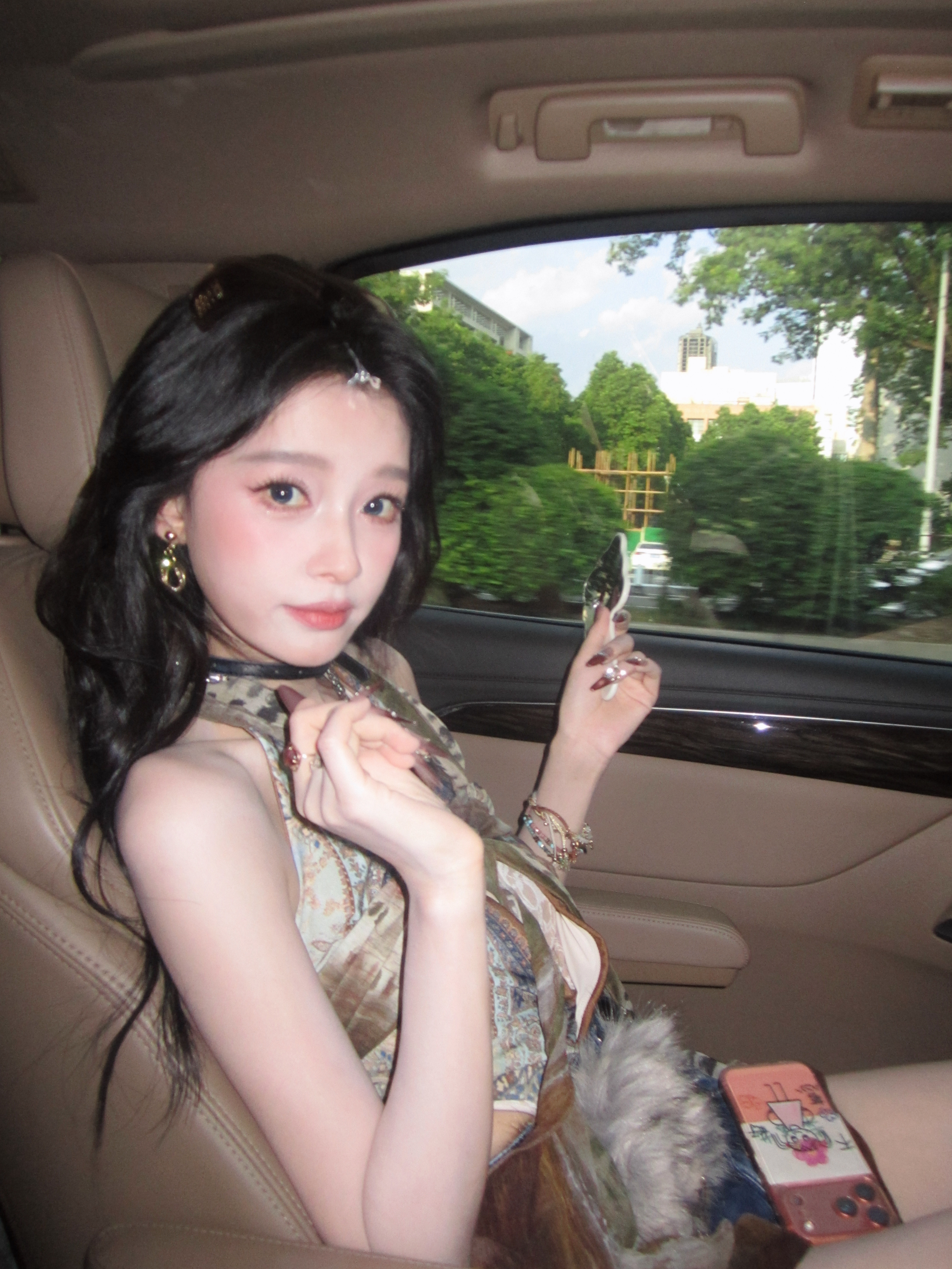今日舞台小孙返场夏一秒上妆大师出妆孙怡