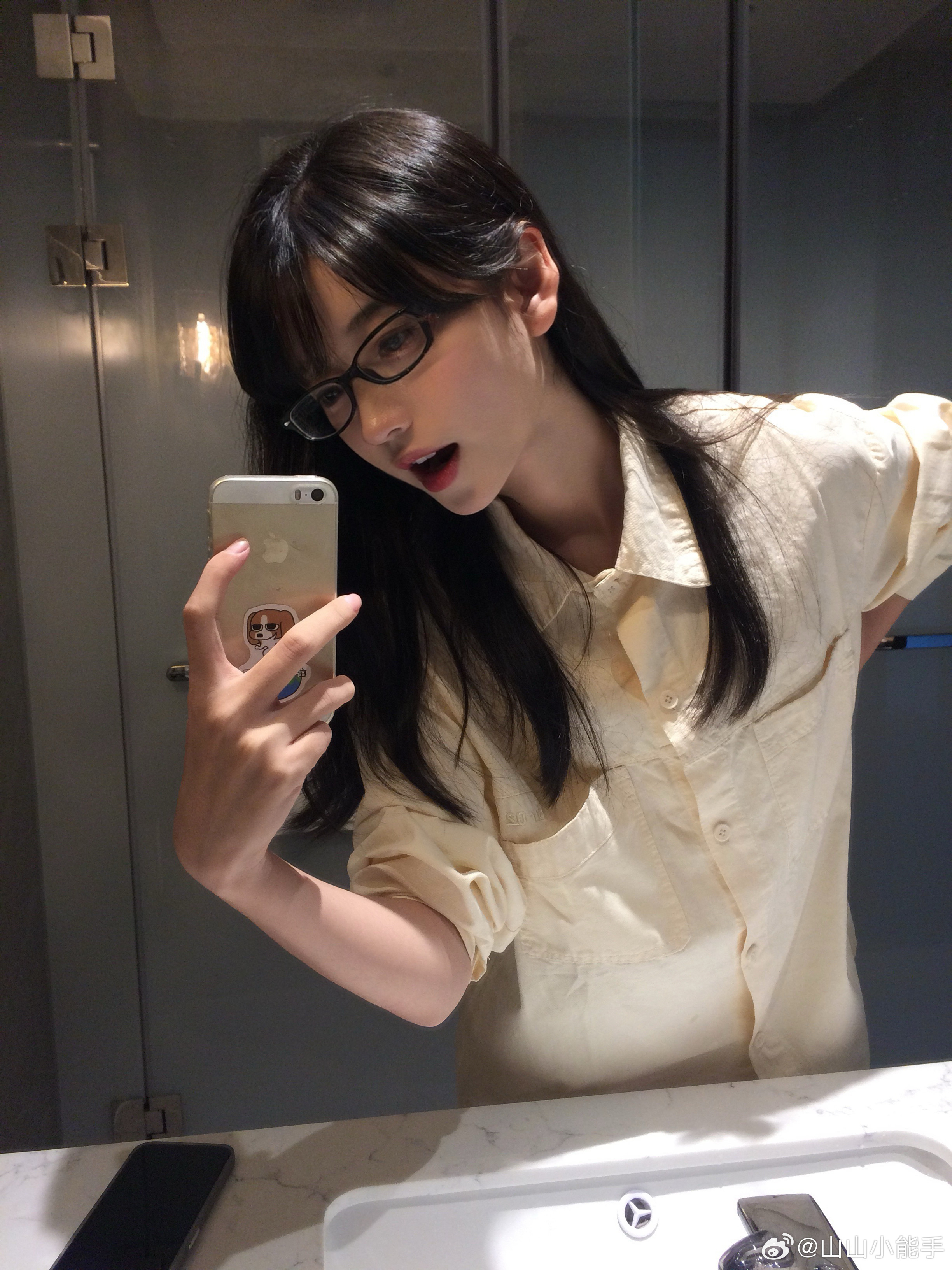 育儿补贴一年3600 元，生300个就可以得到108W，关注我，给你更多理财建议