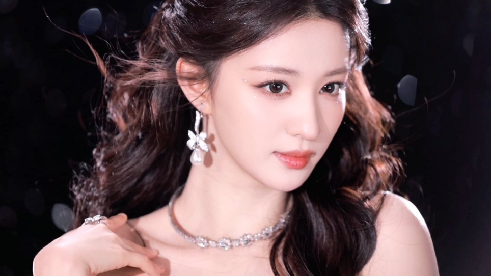 老船今天真美成公主了 