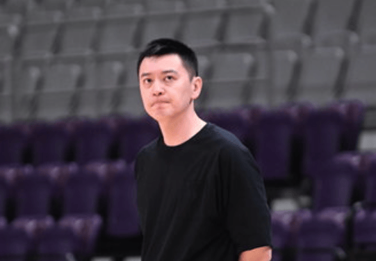 杨鸣：年轻球员打好了算赚了，打不好也正常，还是放平心态