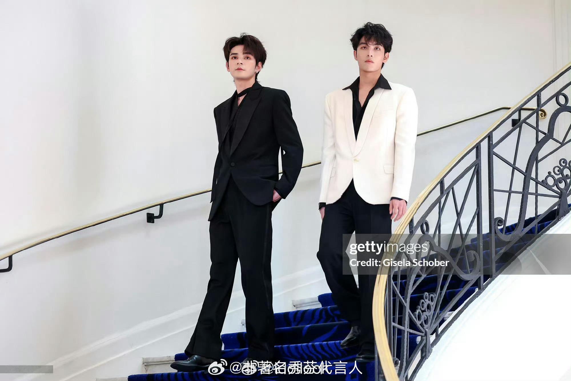 何昶希何衍朝G社生图G社生图直出也太能打了！何昶希×何衍朝戛纳同框，黑白西装氛围