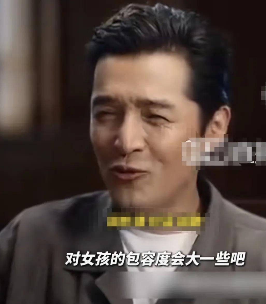 43岁胡歌首度公开谈二胎儿子，坦言更宠女儿，说:“我可能对女孩的包容度会大一些吧