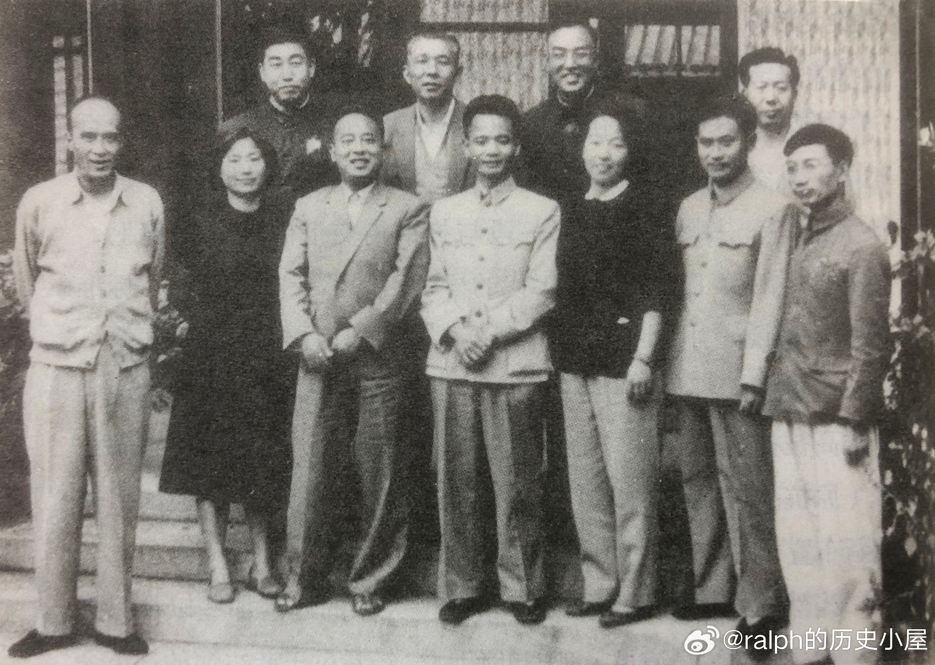 1965年《红岩》作者罗广斌与电影《红岩》（之后周恩来亲自定片名为《烈火中永生》