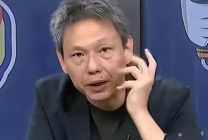 台湾名嘴谢寒冰说：大陆现在一直指责高市什么？就是高市要复辟军国主义，如果在大陆这