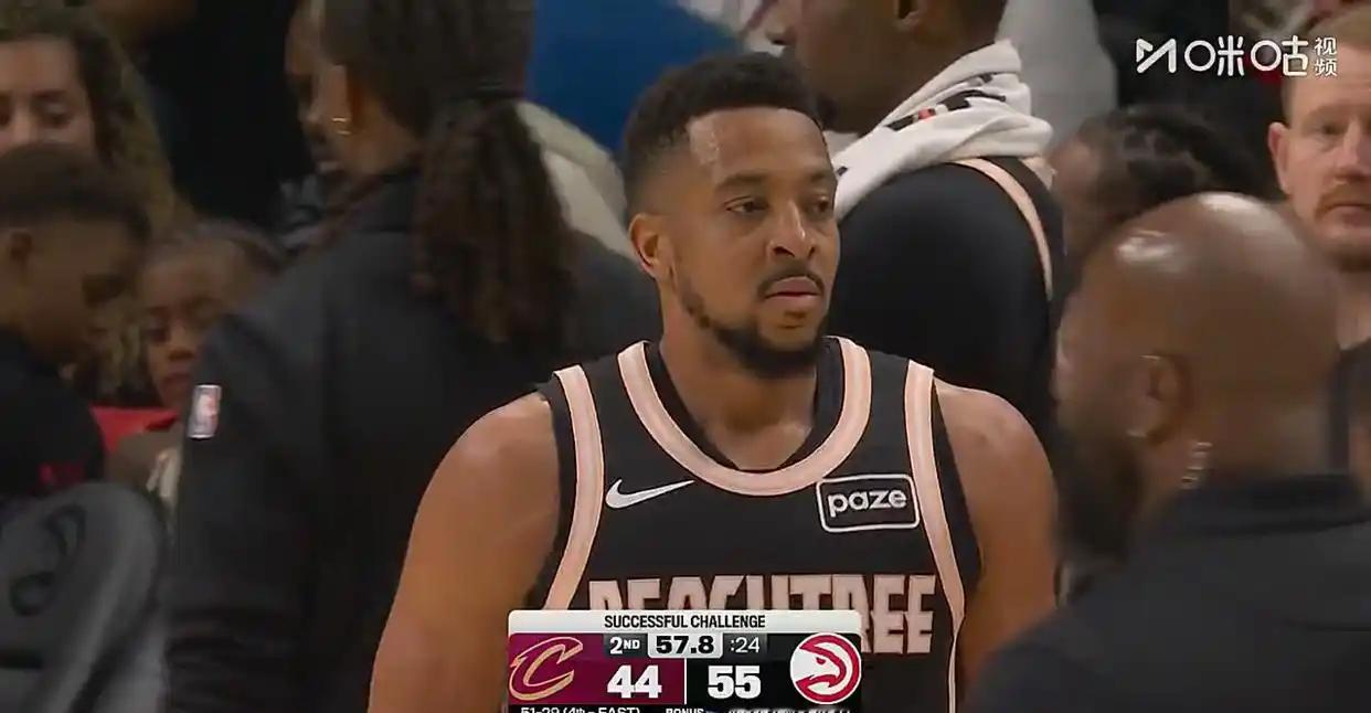 米切尔缺阵，老鹰主场 124-102 大胜骑士！麦科勒姆火力全开，三分 8 中 