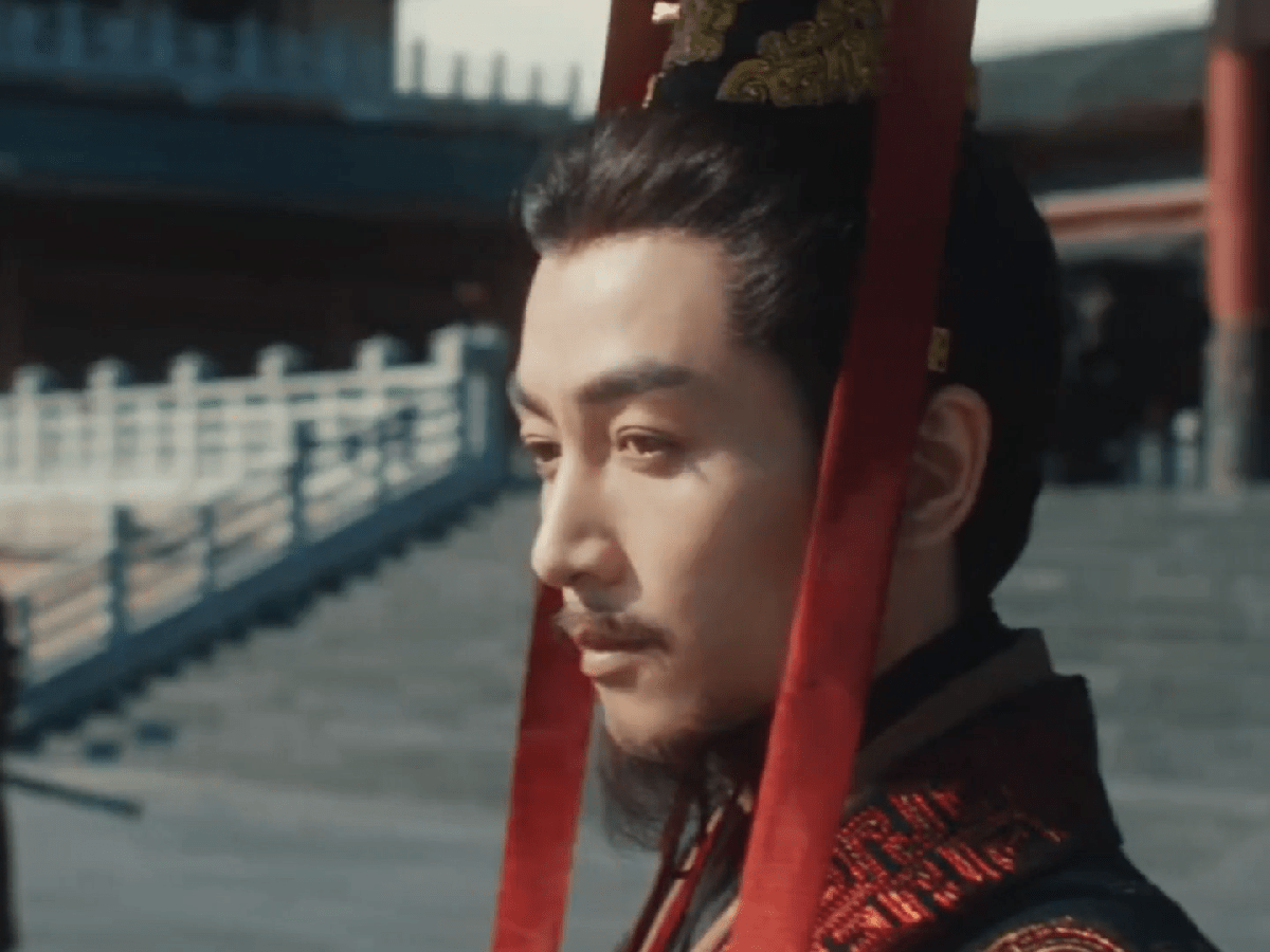 陈晓内娱古装剧免检式安心古装完全是陈晓的统治区 看完秦谜预告就想说，古装这块陈晓