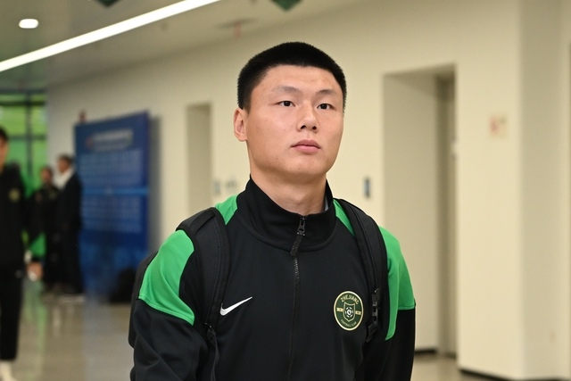 方昊社媒：感谢云南球迷对我和家人一整场的问候