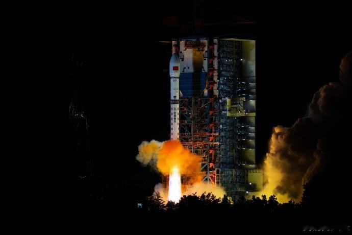 【我国成功发射卫星互联网技术试验卫星】北京时间2026年5月31日2时07分，我