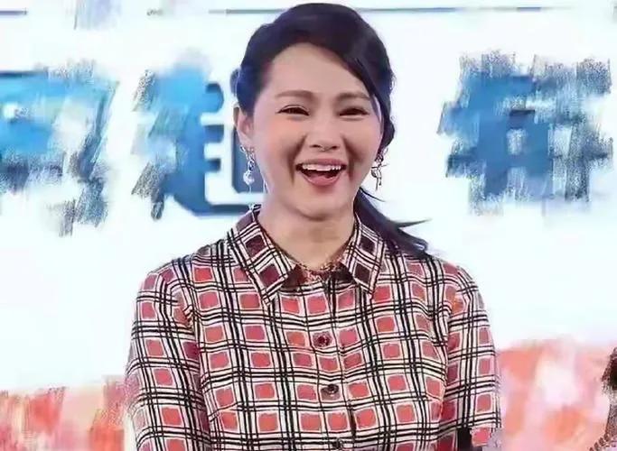 57岁伊能静生图状态依旧出色

近日，一组伊能静的无修生图在网络上流传。尽管已经