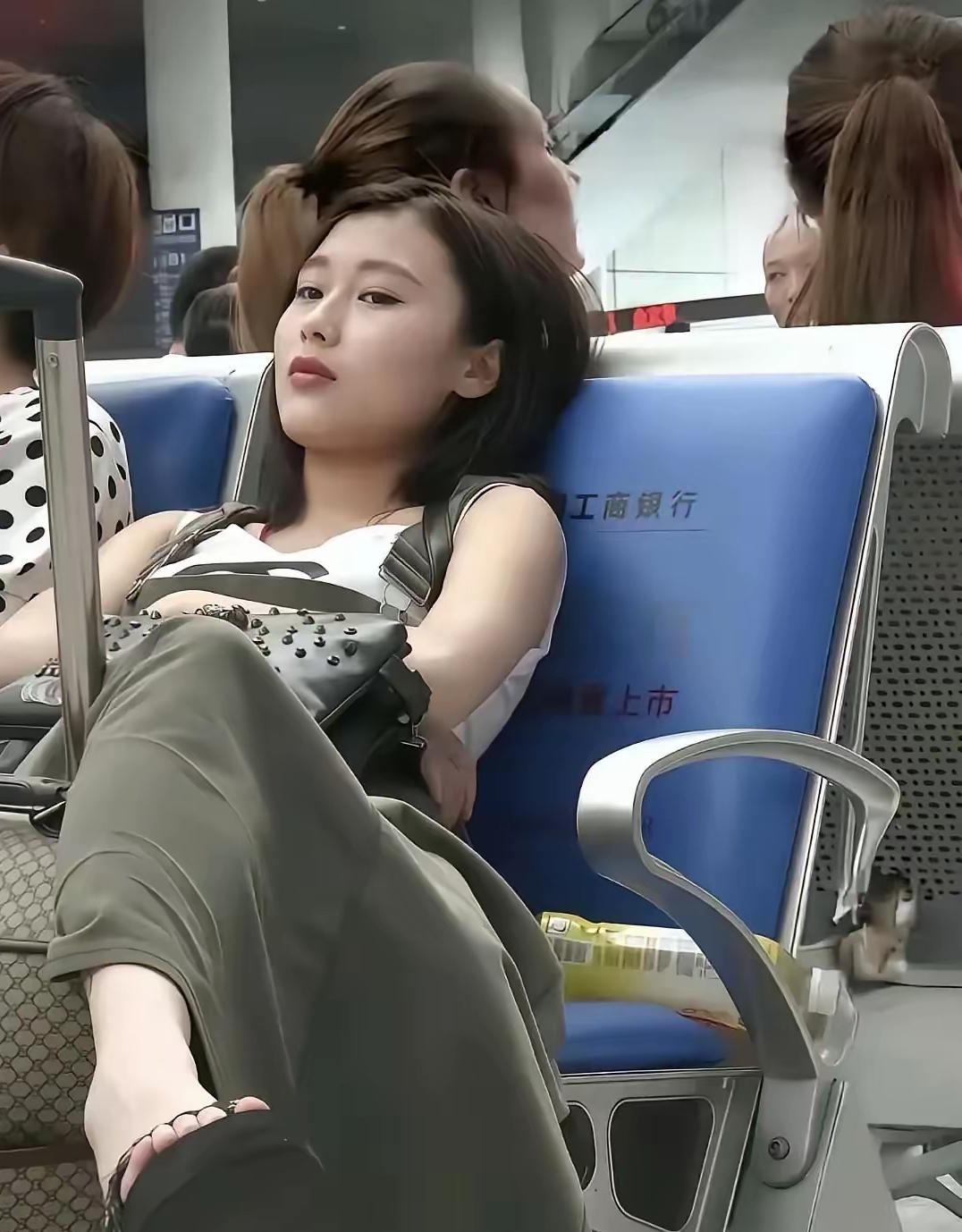 看对眼了，如何开口又不失风度