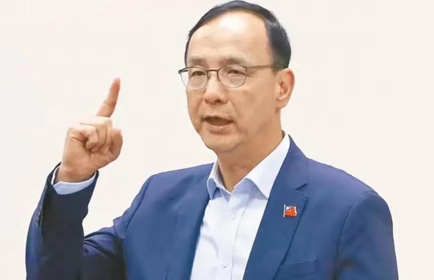 朱立伦出来表态了！

韩国瑜和傅崐萁发生冲突之后，朱立伦出面调解。他称，这次朝野