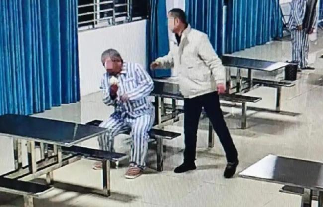 湖北违规招揽患者精神病院被罚5.8万 爱尔眼科董事长实控医院引关注
最近湖北襄阳