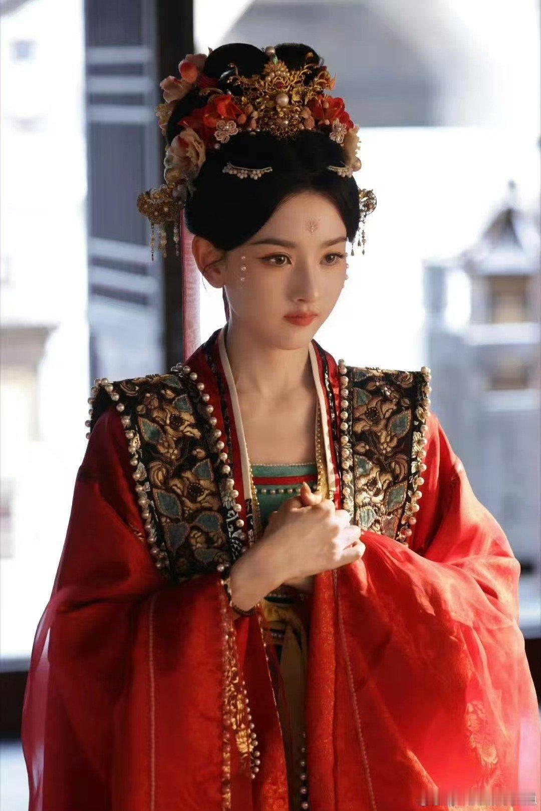司宫令七夕剧宣司宫令 晚风携烟火奔赴星河，两人对望一眼便是满心欢喜 